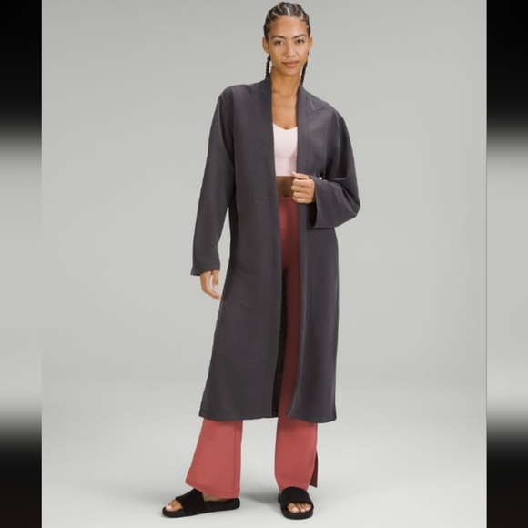 Lululemon Lightweight High-Low Wrap Black Granite - Picture 1 of 7